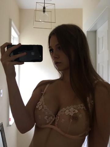 Яна 18 плюс фото 2